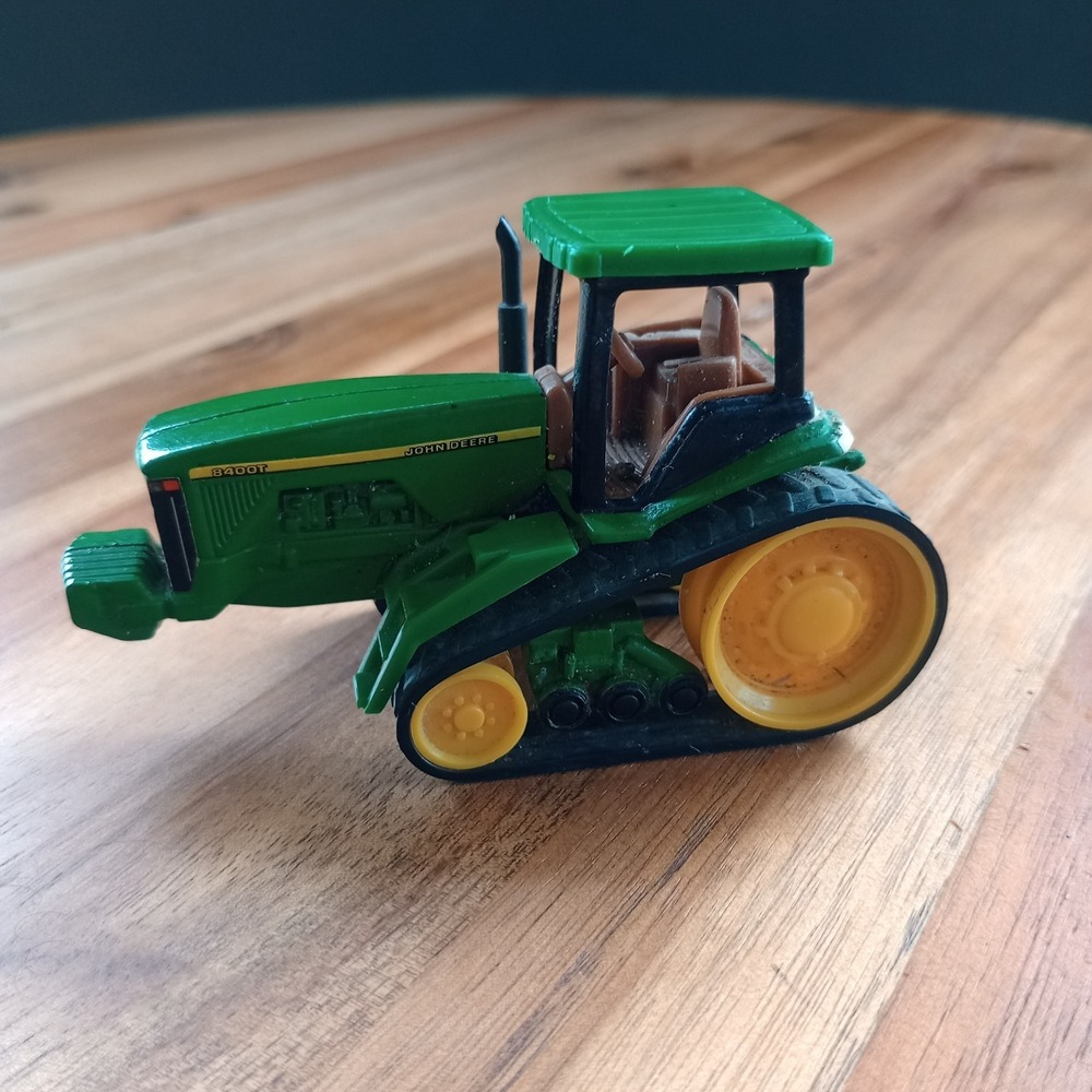 ERTL John Deere‎ 8400T Farm Tractor Green Diecast Toy